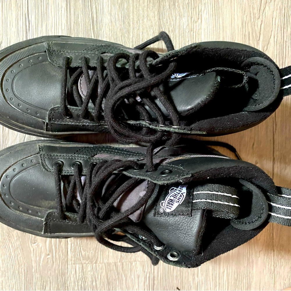 Unisex Winter Vans